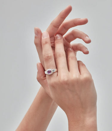 BABY CLAW RING - MYSTIC QUARTZ