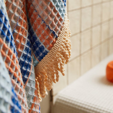 KANTI WAFFLE HAND TOWEL - ULTRAMARINE