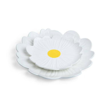 Small flower Plate - White with Yellow Centre