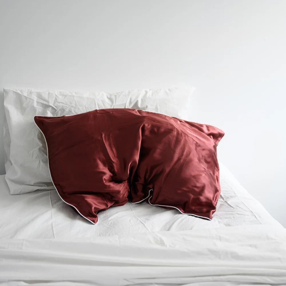 Silk Pillowcase Cocoa w Milk Piping