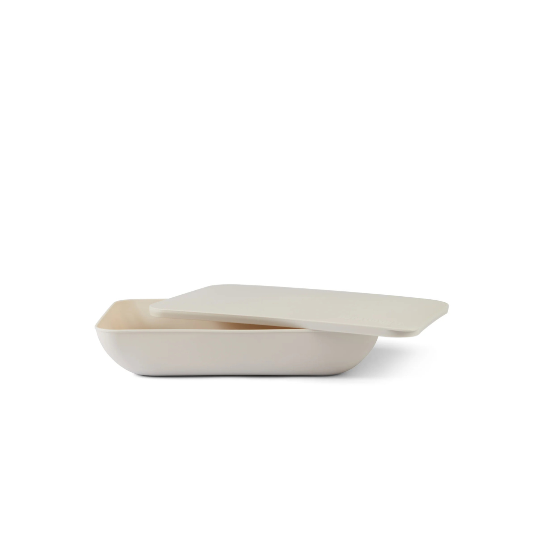 Serving platter with a lid — the rectangle