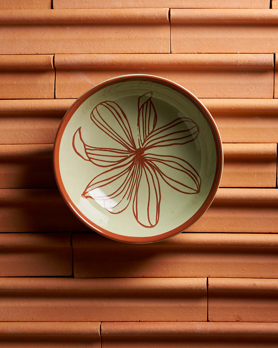 June's Daisy Bowl in Pear