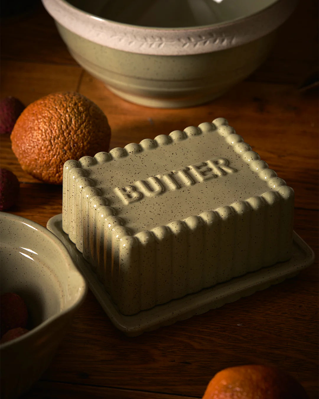 Large Butter Dish in Peppercorn / Kitchen Life
