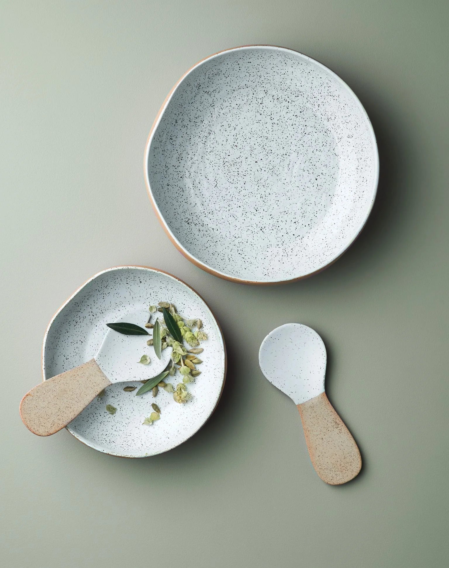 Garden To Table Bowl in White
