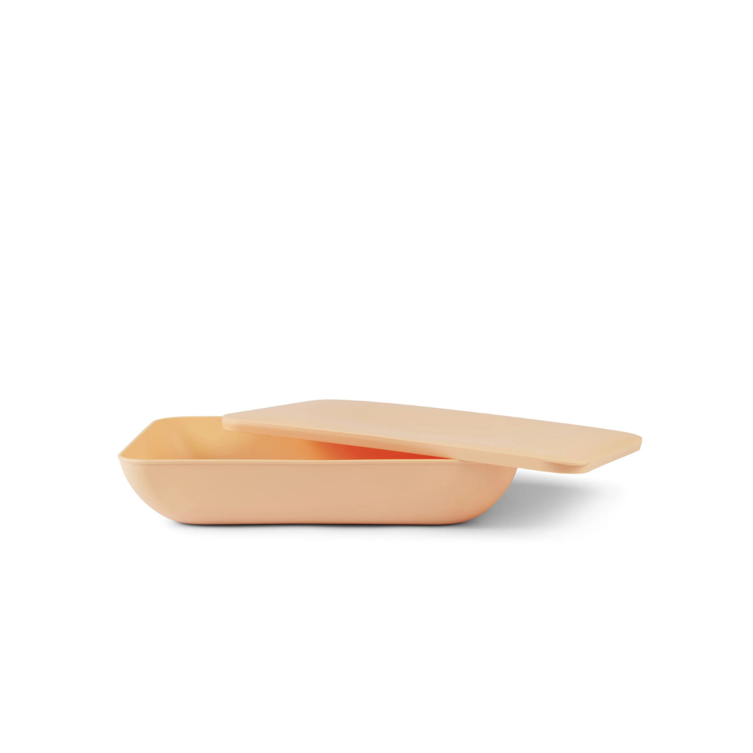 Serving platter with a lid — the rectangle