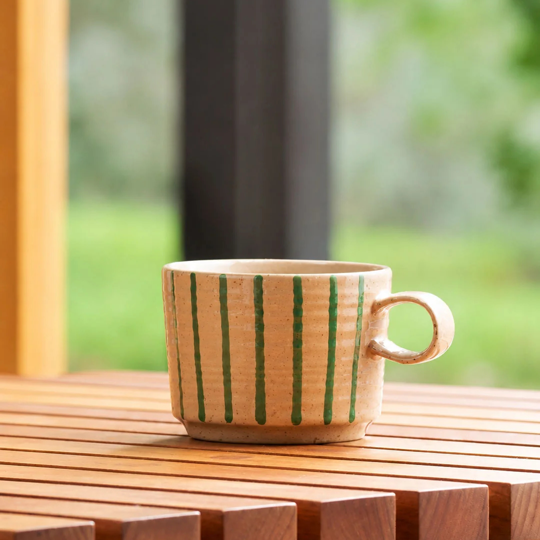Mug in Olive / Archive