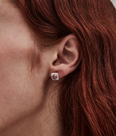 MINI CLAW STUDS MYSTIC QUARTZ