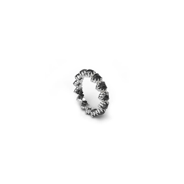 LOVE CLAW ETERNITY RING