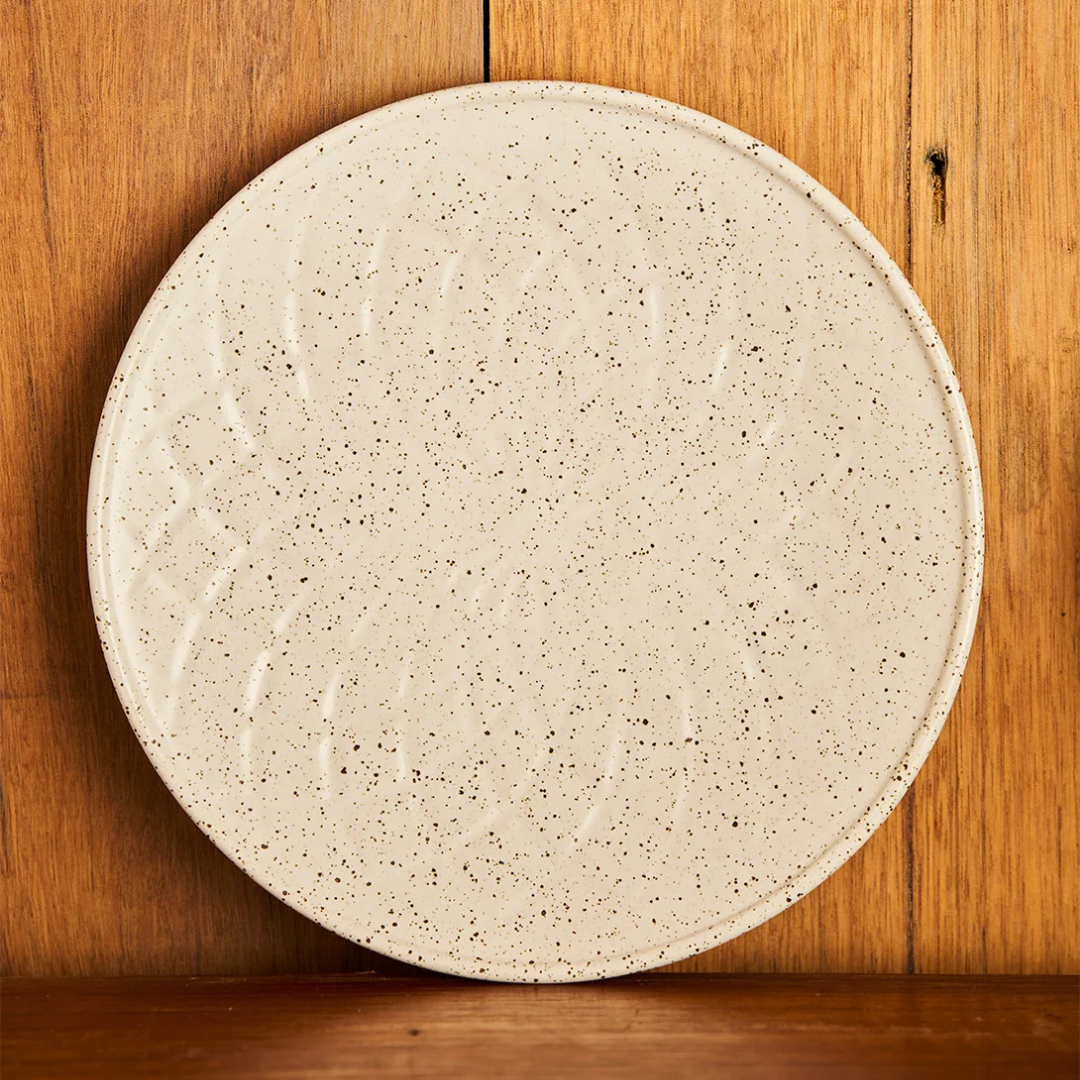 20cm Plate in White Gloss / Hardware Lane