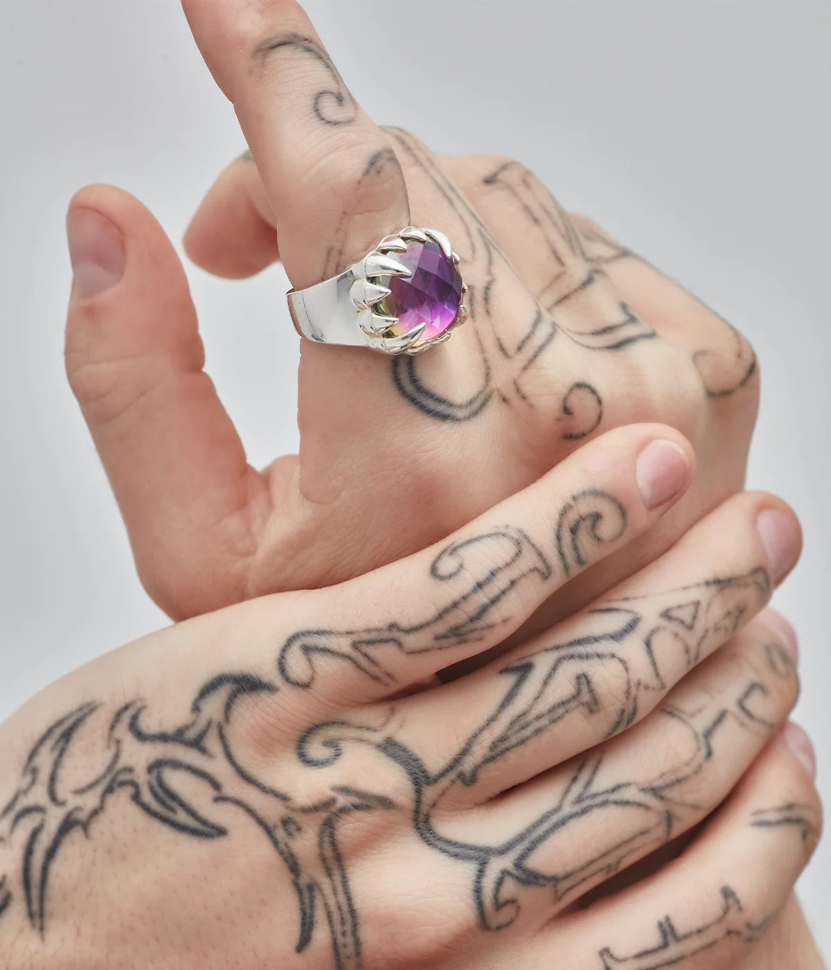 Claw Ring - Mystic Quartz