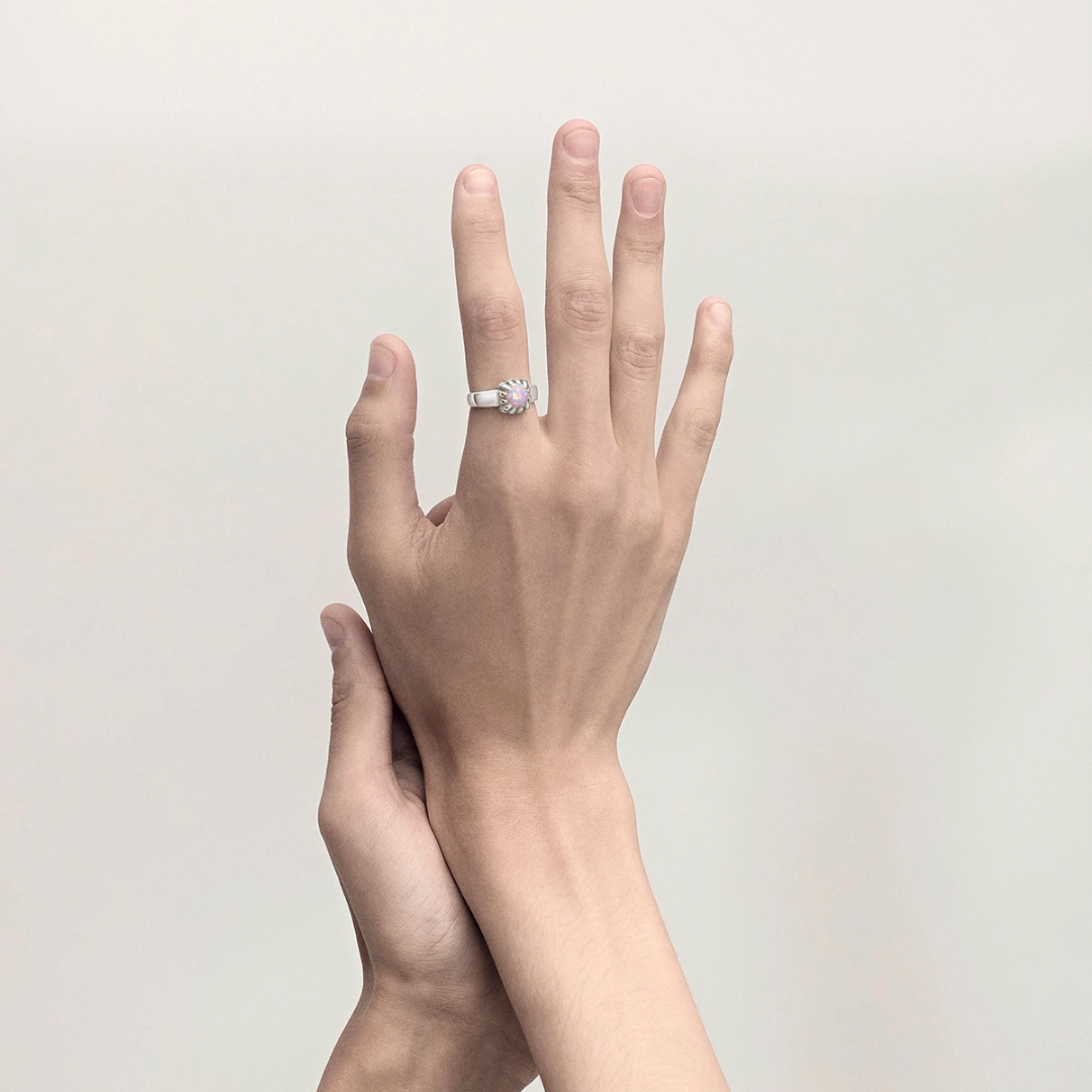 Baby Claw Ring
