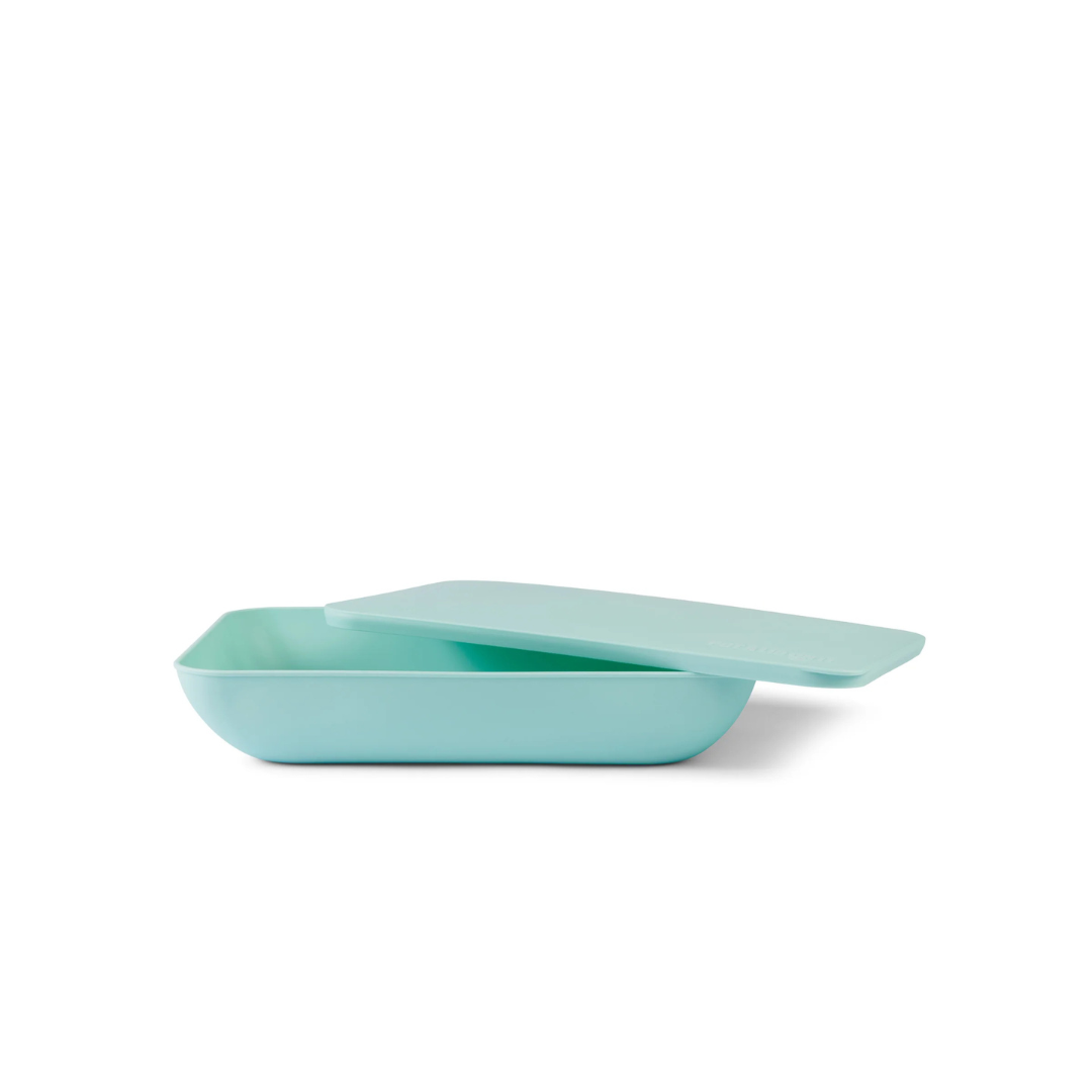 Serving platter with a lid — the rectangle