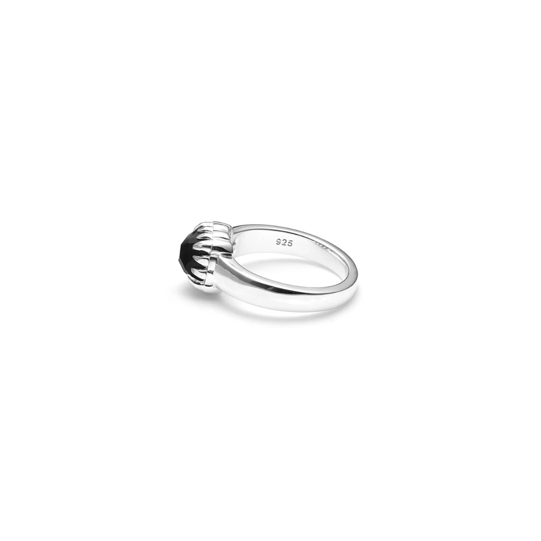 Baby Claw Ring Onyx