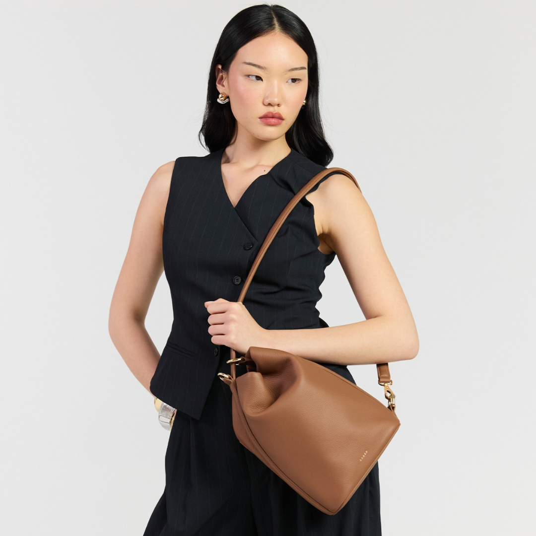 Jojo Shoulder Bag - Tan Luxe