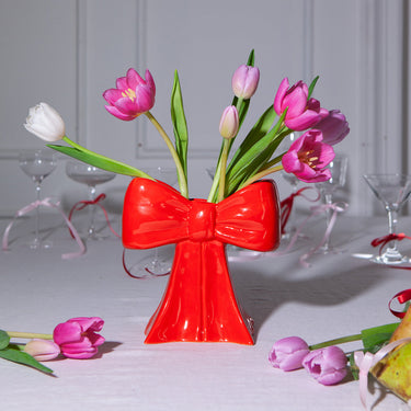 Bow Vase Red