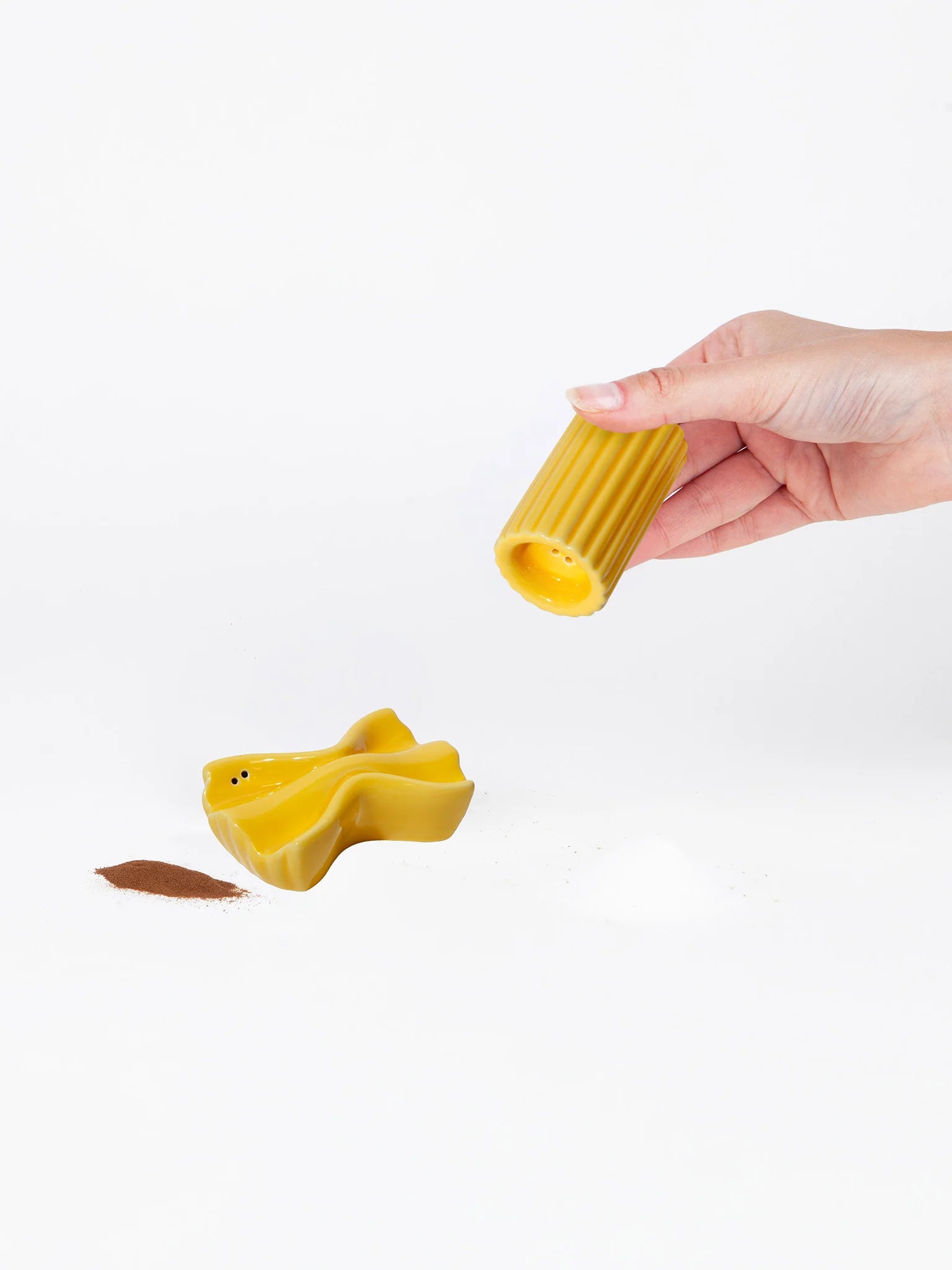 Dolce Vita Salt & Pepper Shaker - Pasta