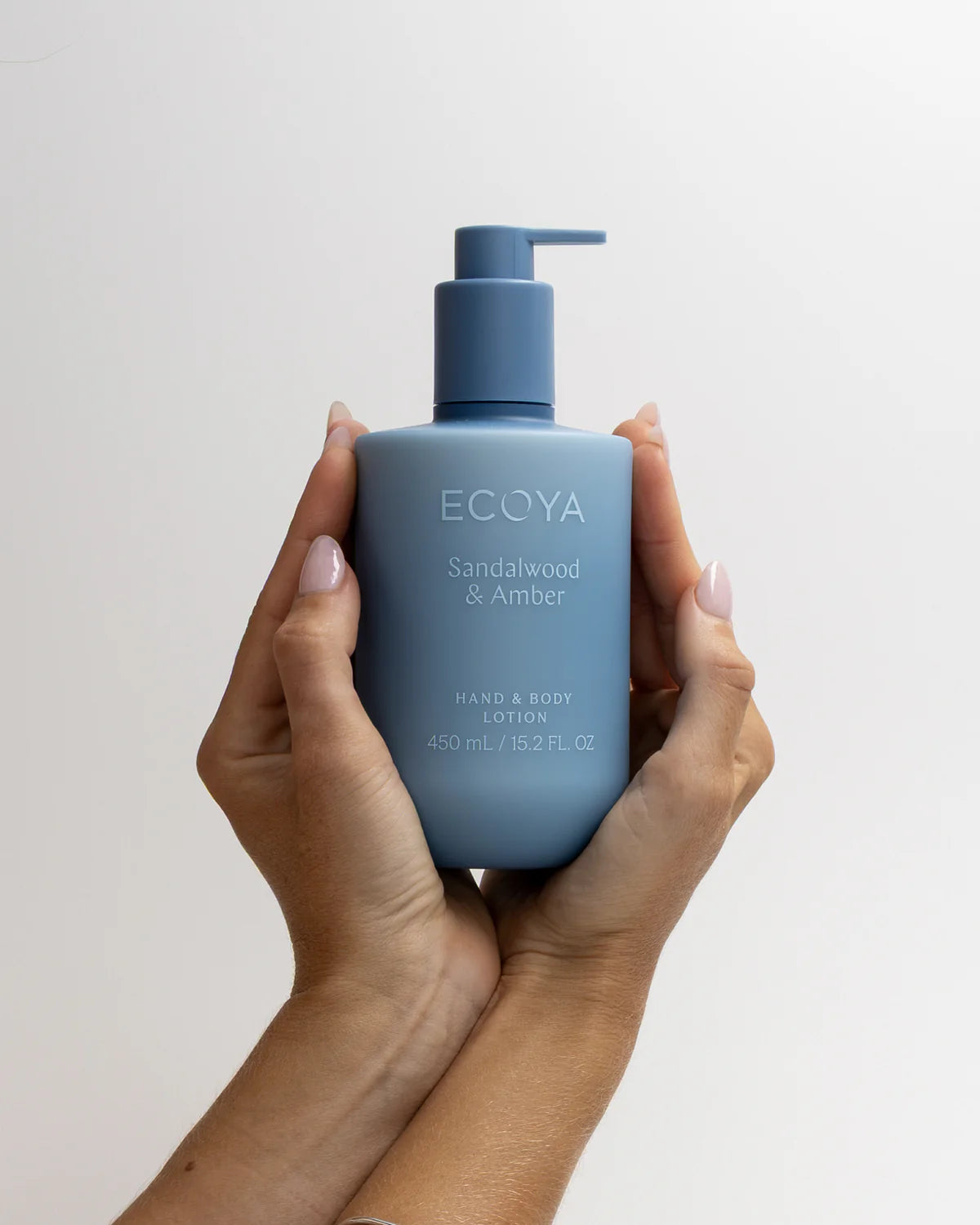 Bathroom Edit - Sandalwood & Amber