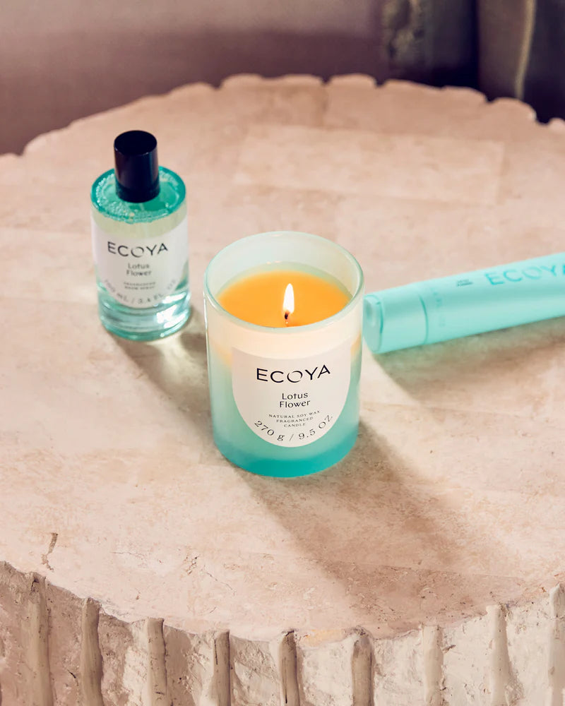 Metro Candle - Lotus Flower