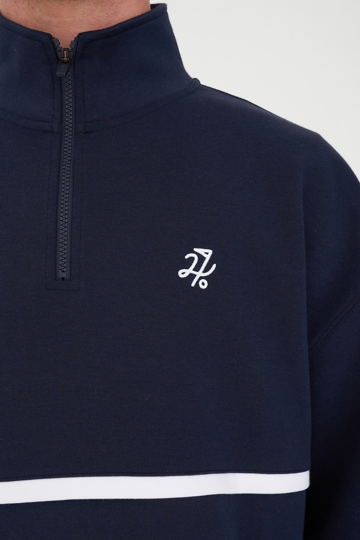 Mens Club 1/4 Zip Crew - Navy/White