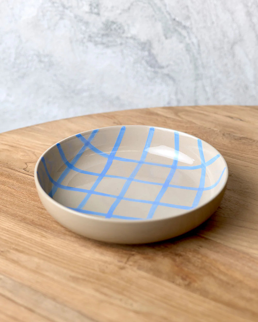 28cm Salad Bowl in Stone With Blue Handbrush / Coastal Junction