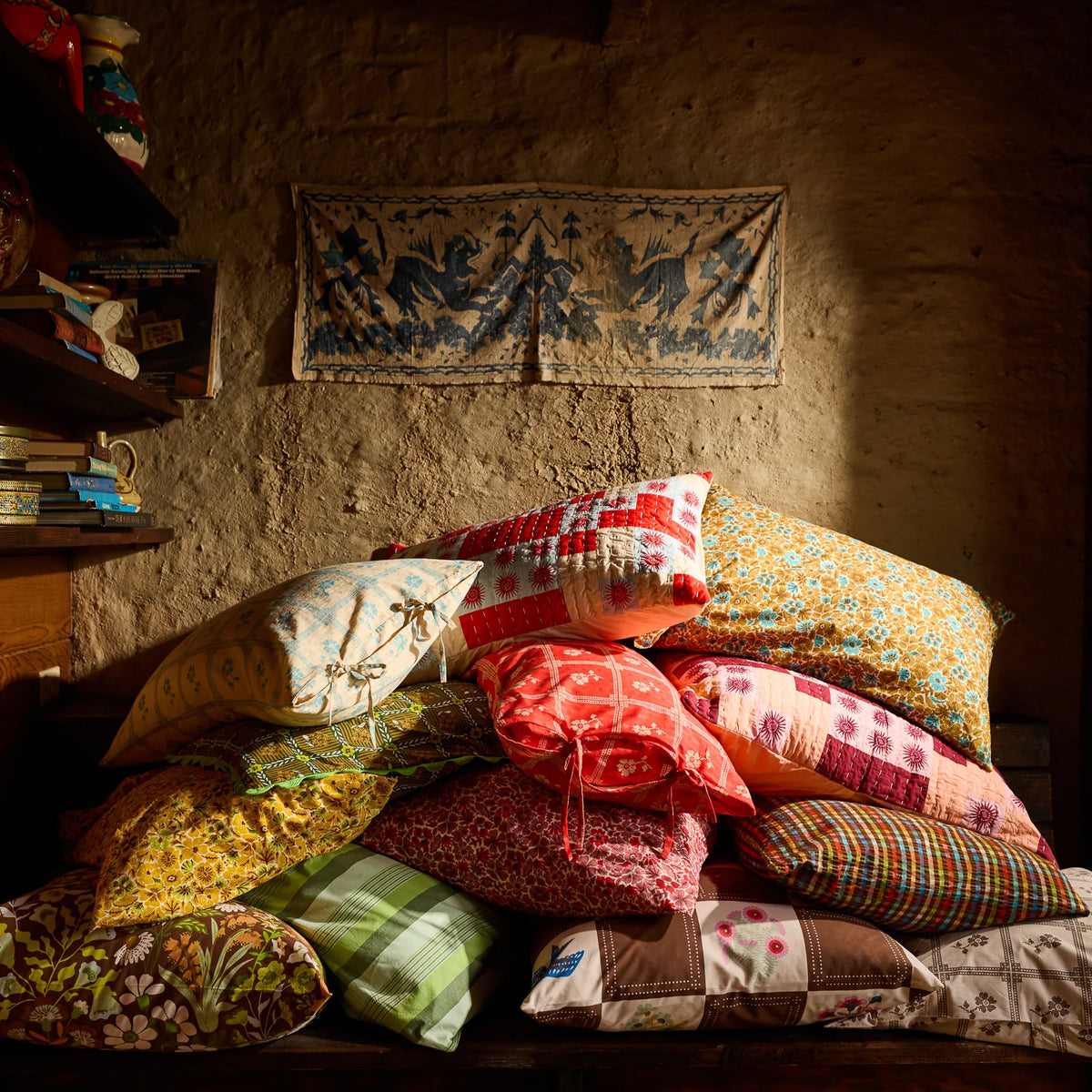 June Cotton Seersucker Pillowcase Set