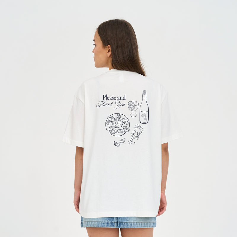 Relax Tee 220/Drinks At 5 - Chalk