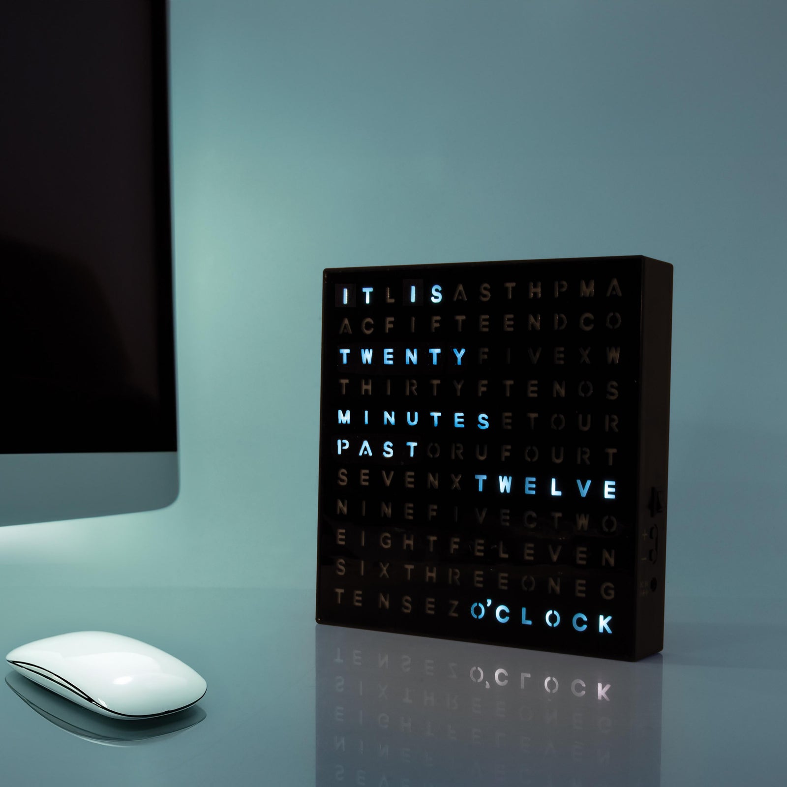 Maverick Word Clock Black