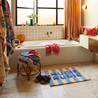 AJA HAND TOWEL - POSY