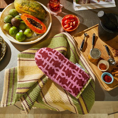 AMATA OVEN MITT