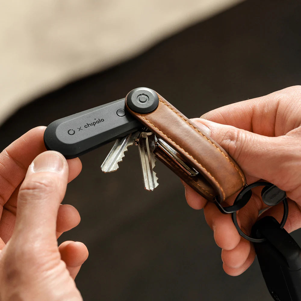 Orbitkey x Chipolo Bluetooth Tracker v2 Louis & Max